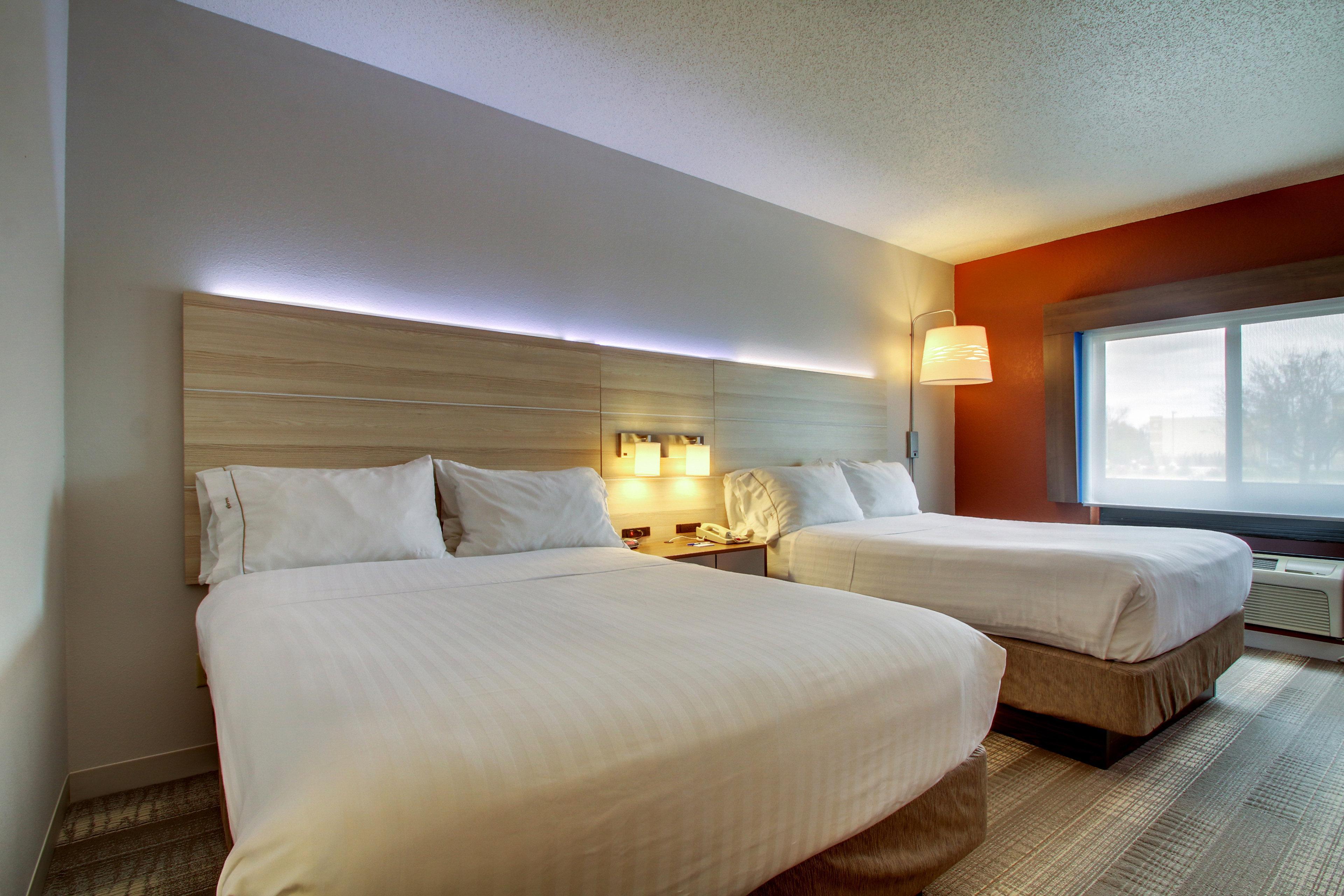 Holiday Inn Express Milwaukee N- Brown Deer/Mequon Esterno foto