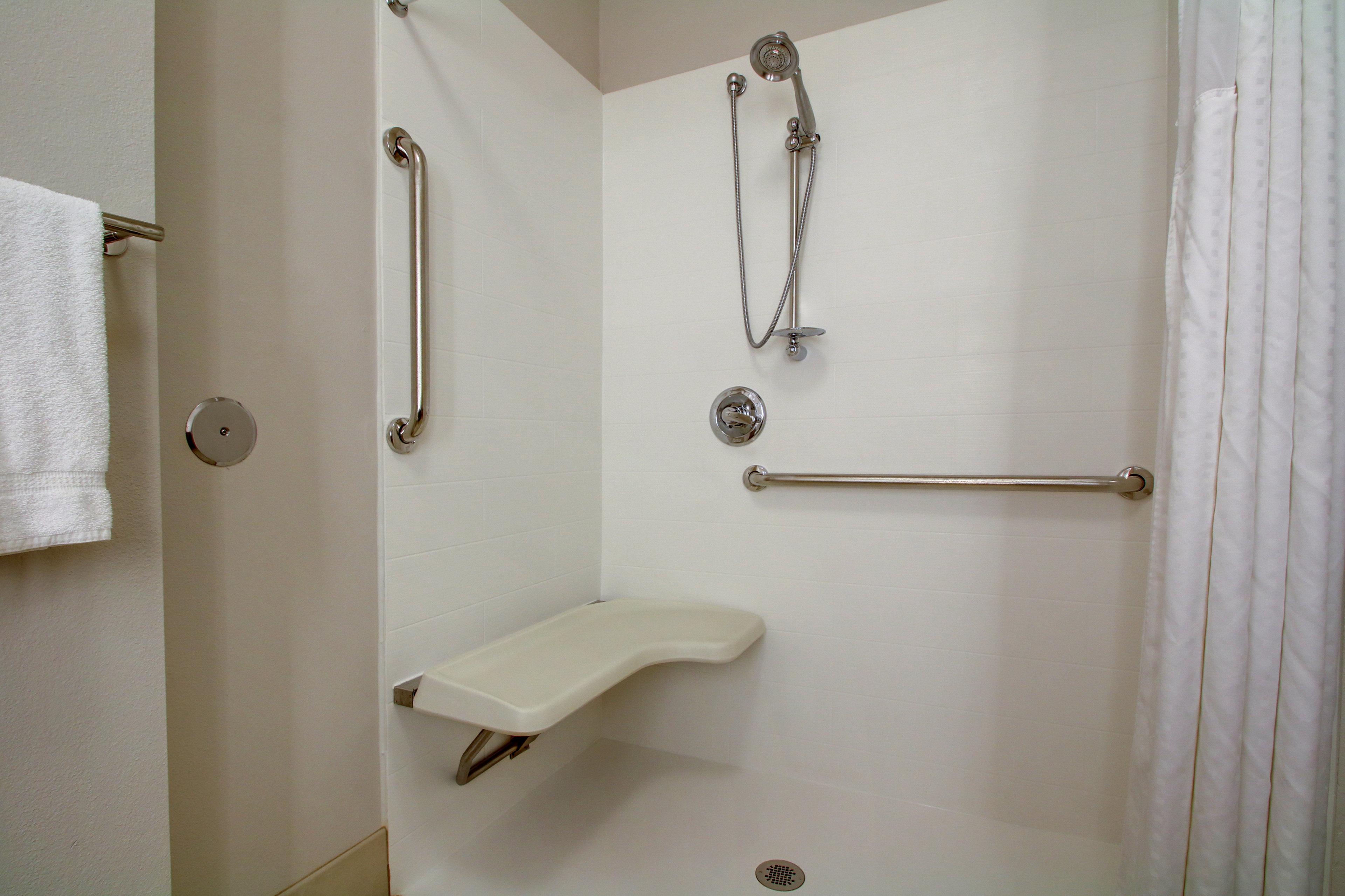 Holiday Inn Express Milwaukee N- Brown Deer/Mequon Esterno foto
