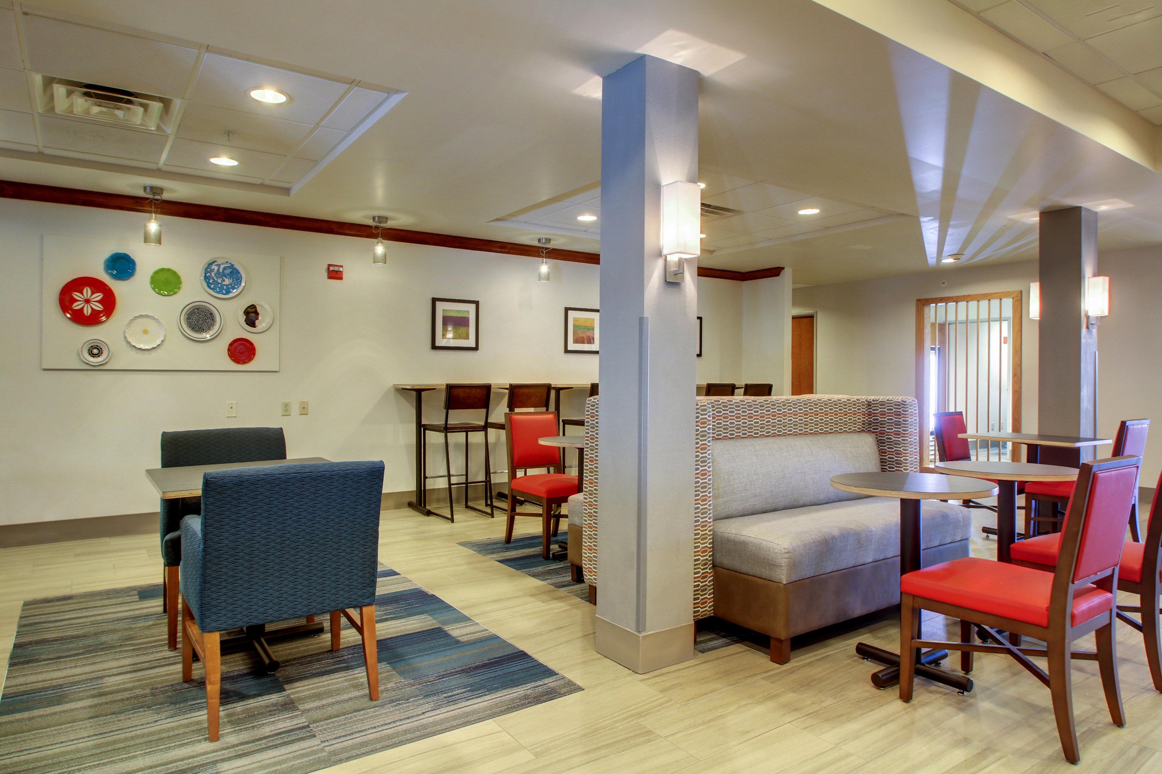 Holiday Inn Express Milwaukee N- Brown Deer/Mequon Esterno foto