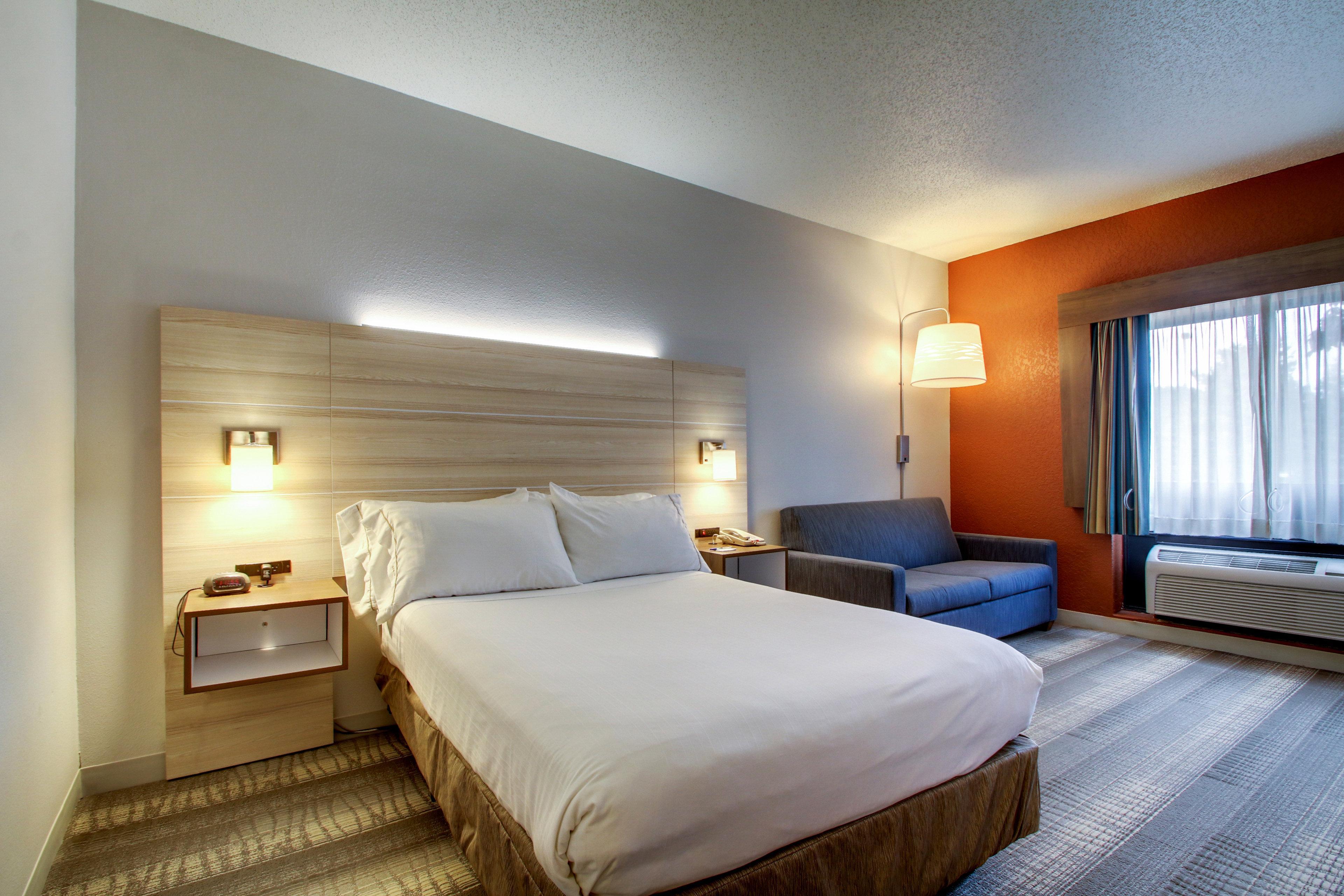 Holiday Inn Express Milwaukee N- Brown Deer/Mequon Esterno foto